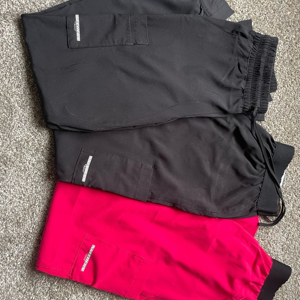 Skechers scrub pants